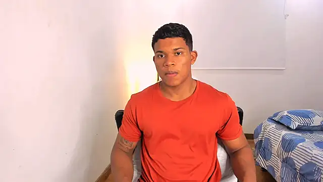 Snapshot of maxsteel177 chatting on February 2025 09:26:02 PM maxsteel177 online show from February 2025 09:26:02 PM