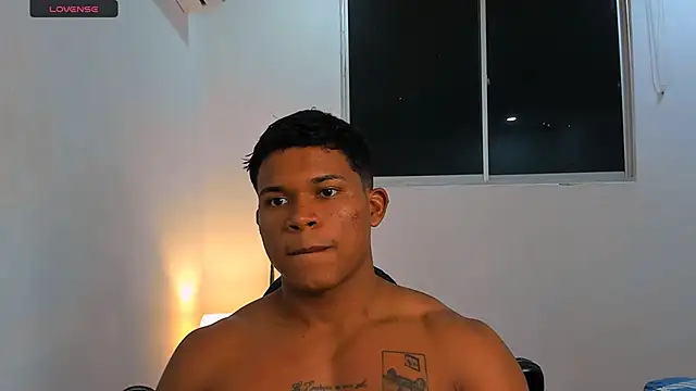 Snapshot of maxsteel177 chatting on March 2025 03:13:01 AM maxsteel177 online show from March 2025 03:13:01 AM