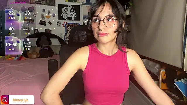 Snapshot of B0nnie_H0ney chatting on March 2026 01:09:02 AM B0nnie H0ney online show from March 2026 01:09:02 AM