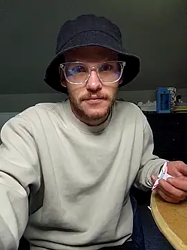 Snapshot of SoxxyNsh chatting on September 2025 07:15:02 PM SoxxyNsh online show from September 2025 07:15:02 PM