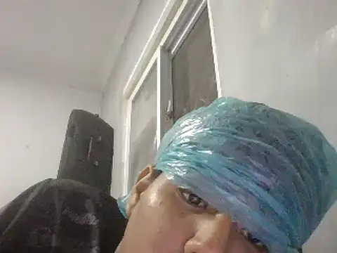 Snapshot of it0z_klk chatting on February 2025 04:35:02 AM it0z klk online show from February 2025 04:35:02 AM