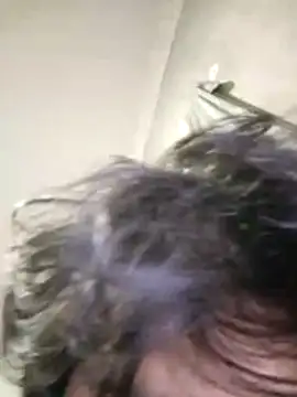 Snapshot of it0z_klk chatting on March 2026 04:40:01 AM it0z klk online show from March 2026 04:40:01 AM