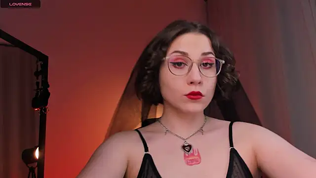 Eva Moss  online show from February 2025 12:35:02 AM