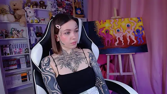Snapshot of Catharsisi chatting on February 2025 05:54:01 PM Catharsisi online show from February 2025 05:54:01 PM