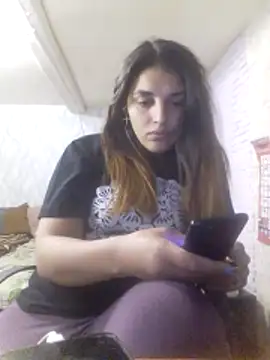 Rosanna Rennie online show from October 2025 08:37:01 AM