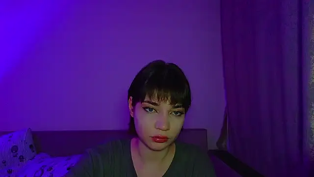 CassJonn online show from October 2025 05:57:02 PM