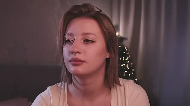 milasmiu online show from December 2025 07:48:01 AM