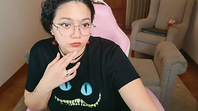 Snapshot of SelenaBlumX chatting on February 2026 08:27:02 PM SelenaBlumX online show from February 2026 08:27:02 PM