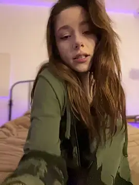 Mary Leaf online show from February 2025 12:22:02 AM