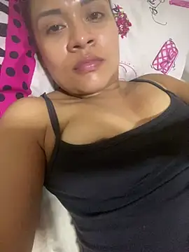 Snapshot of Yessica_832 chatting on March 2025 03:04:02 AM Yessica 832 online show from March 2025 03:04:02 AM