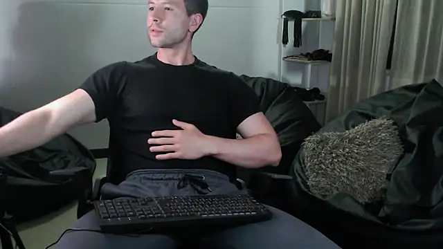 hairyncuteass online show from January 2025 12:37:01 AM