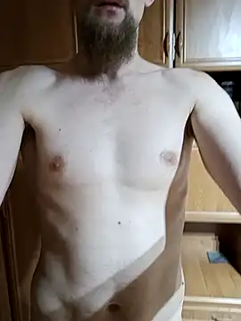 Snapshot of larzik94 chatting on February 2026 06:19:01 PM larzik94 online show from February 2026 06:19:01 PM