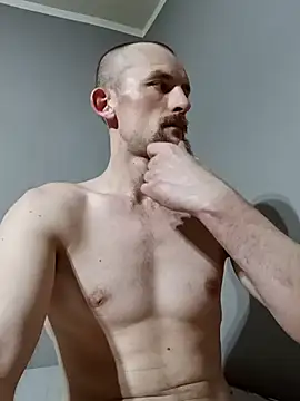 Snapshot of larzik94 chatting on March 2026 09:41:02 PM larzik94 online show from March 2026 09:41:02 PM