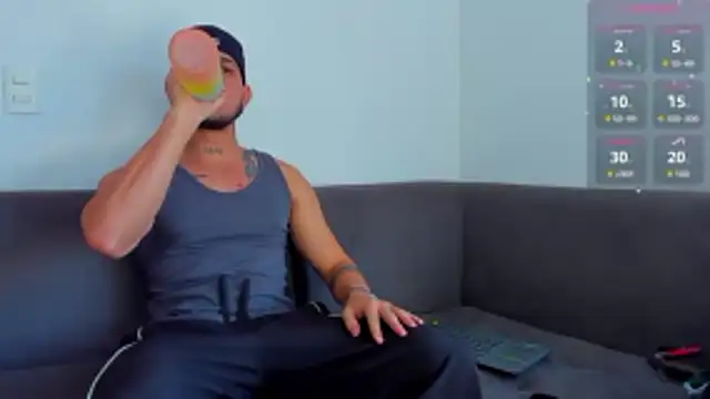 austinoficial online show from October 2025 08:31:01 PM