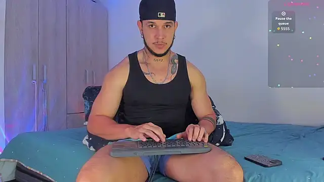 austinoficial online show from November 2025 08:07:02 PM