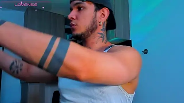austinoficial online show from April 2026 07:49:01 PM