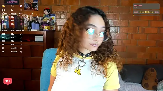 Annycolin  online show from October 2025 09:45:01 PM