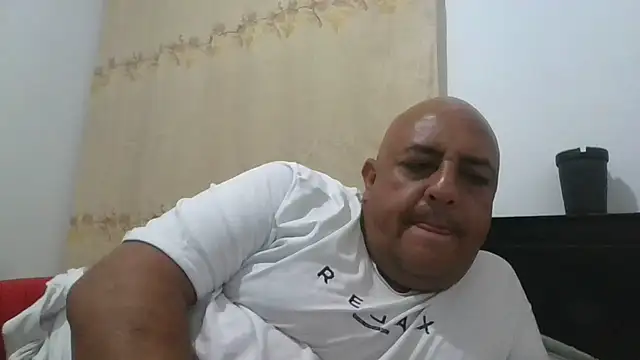 Sr JakoXXXX online show from November 2025 01:59:02 AM