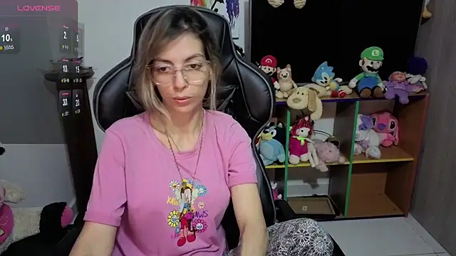 Princezzlove3 online show from October 2025 11:27:01 PM