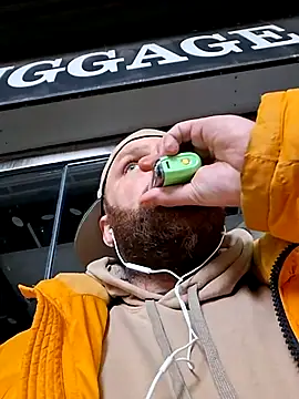 Snapshot of 89fukboi chatting on April 2026 07:45:01 AM 89fukboi online show from April 2026 07:45:01 AM