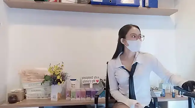 Lush-Office online show from February 2025 10:48:02 AM