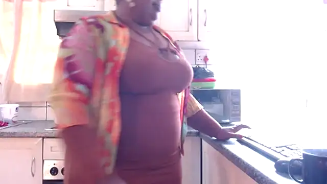 omalicha98 online show from November 2025 06:36:02 AM