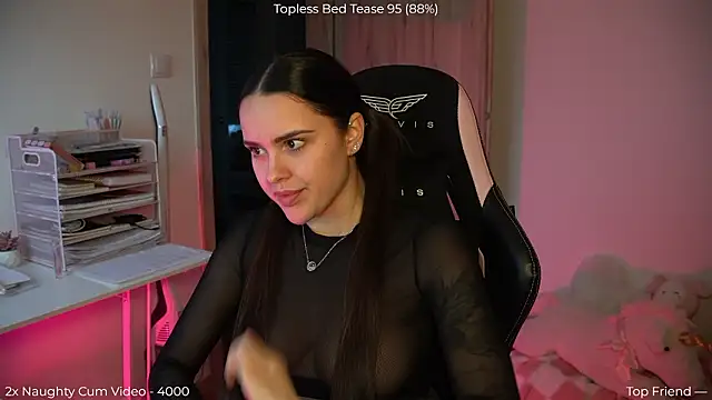 Snapshot of NaomiiMoon chatting on March 2026 04:44:02 PM NaomiiMoon online show from March 2026 04:44:02 PM