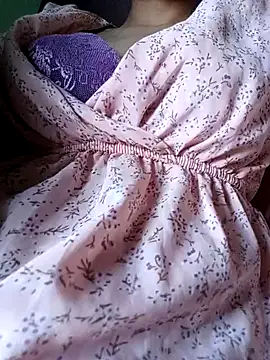 silverworm2026 online show from January 2025 08:01:01 AM