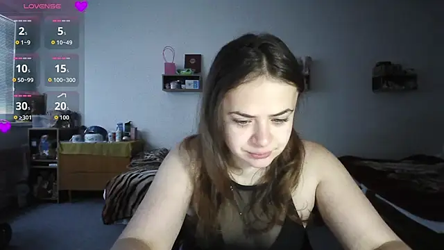 Snapshot of Your___Hope chatting on November 2025 06:57:01 AM Your Hope online show from November 2025 06:57:01 AM