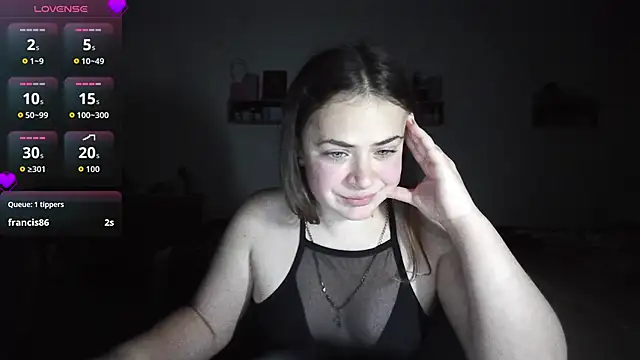 Snapshot of Your___Hope chatting on November 2025 06:50:02 PM Your Hope online show from November 2025 06:50:02 PM