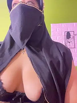 Snapshot of zahra_Jalid chatting on March 2026 01:11:01 AM zahra Jalid online show from March 2026 01:11:01 AM
