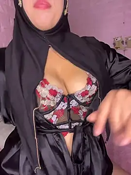 Snapshot of zahra_Jalid chatting on March 2026 01:22:02 AM zahra Jalid online show from March 2026 01:22:02 AM