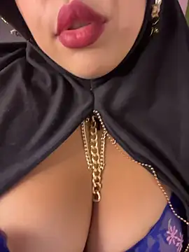Snapshot of zahra_Jalid chatting on April 2026 08:37:01 PM zahra Jalid online show from April 2026 08:37:01 PM