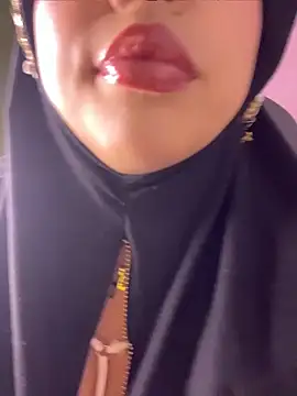 Snapshot of zahra_Jalid chatting on May 2026 09:21:01 PM zahra Jalid online show from May 2026 09:21:01 PM
