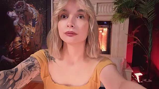 Snapshot of Bella_Alita chatting on January 2025 11:33:01 PM Bella Alita online show from January 2025 11:33:01 PM