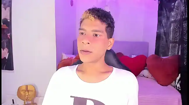 Ethan Boyy online show from February 2025 05:10:02 PM