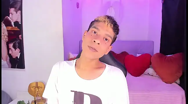 Ethan Boyy online show from February 2025 11:30:01 PM