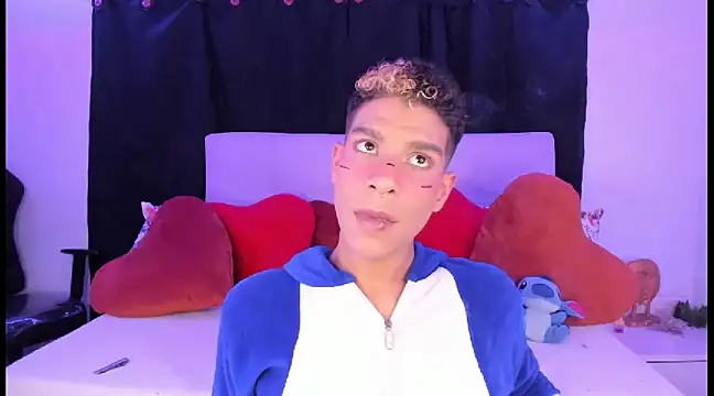 Ethan Boyy online show from February 2025 04:32:02 AM