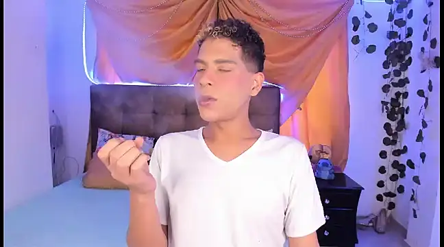 Ethan Boyy online show from March 2025 09:48:02 PM