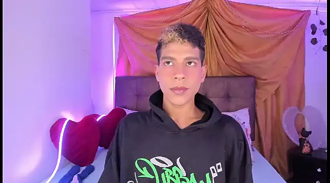 Ethan Boyy online show from March 2025 11:12:01 PM