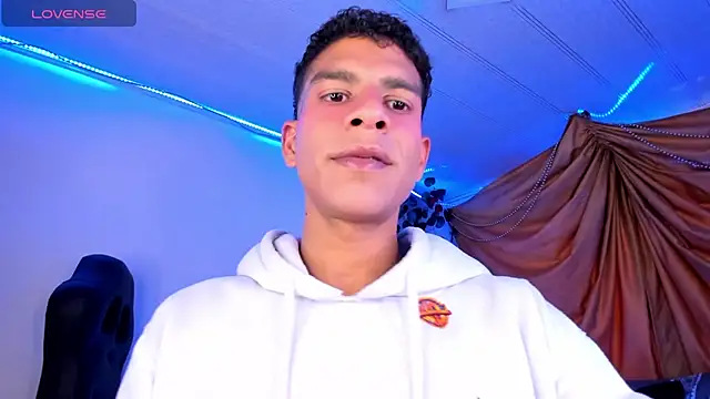 Ethan Boyy online show from November 2025 09:25:02 PM