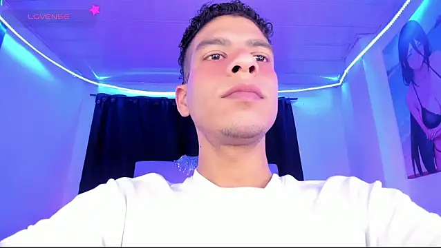 Ethan Boyy online show from May 2026 05:43:01 PM