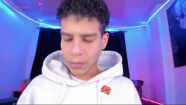 Ethan Boyy online show from June 2026 03:48:01 PM
