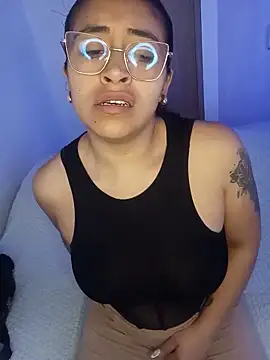 AnonymousGirl online show from May 2026 01:19:01 PM