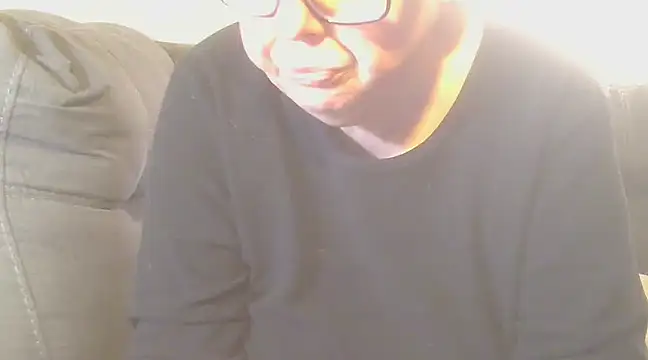 Snapshot of KittysUsedPantys chatting on January 2025 07:53:02 PM KittysUsedPantys online show from January 2025 07:53:02 PM