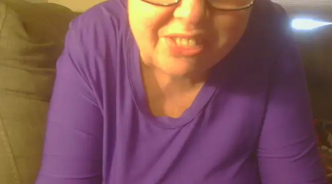 Snapshot of KittysUsedPantys chatting on March 2025 06:01:02 PM KittysUsedPantys online show from March 2025 06:01:02 PM
