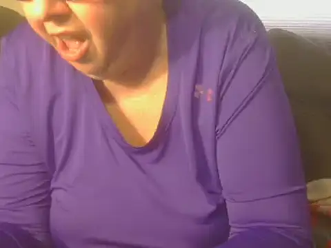 Snapshot of KittysUsedPantys chatting on March 2025 07:14:01 PM KittysUsedPantys online show from March 2025 07:14:01 PM