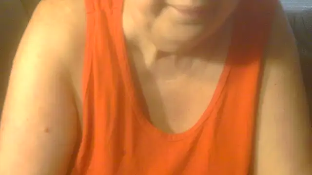 Snapshot of KittysUsedPantys chatting on September 2025 06:10:01 PM KittysUsedPantys online show from September 2025 06:10:01 PM
