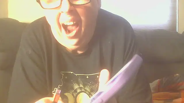 Snapshot of KittysUsedPantys chatting on September 2025 06:33:01 PM KittysUsedPantys online show from September 2025 06:33:01 PM