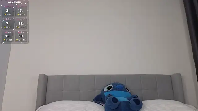 Snapshot of asianqueeny chatting on March 2026 12:03:01 AM asianqueeny online show from March 2026 12:03:01 AM